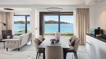 Executive 3 Bedrooms Suite, Terrace, Sea View | In-room safe, blackout curtains, soundproofing, iron/ironing board
