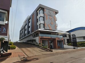 Front of property - Raga Boutique Hotel Belgaum (Belagavi)