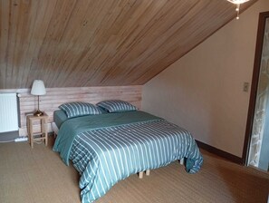 3 Schlafzimmer, Bügeleisen/Bügelbrett, WLAN, Bettwäsche