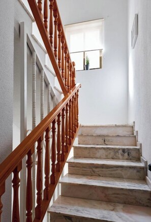 Interior entrance - Casa SaMARa (Alicante)