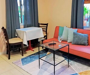Habitación Confort doble | Zona de estar