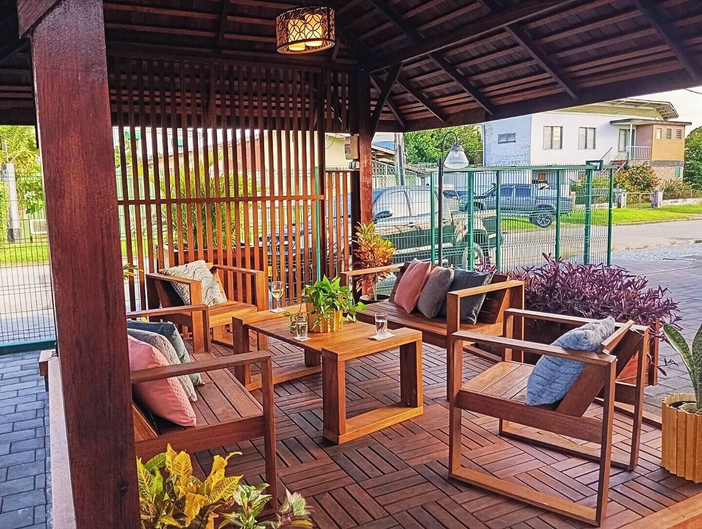 Business appartement, op benedenverdieping | Terras