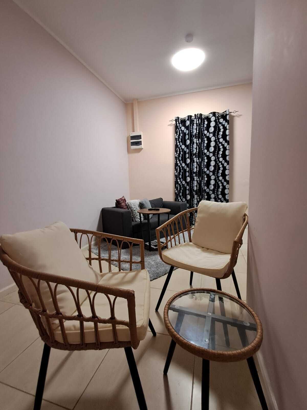 舒適雙人房 | 手提電腦工作空間、熨斗/熨衫板、免費 Wi-Fi、床單