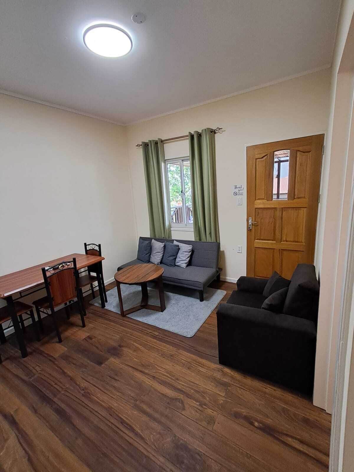 特級公寓 | 手提電腦工作空間、熨斗/熨衫板、免費 Wi-Fi、床單