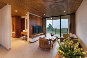 Smart TV, biblioteca musicale, impianto stereo