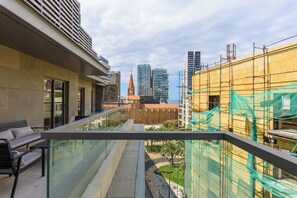 Harmony | Balcony - Solidere Lavish Apartments in Downtown Beirut (Beirut)