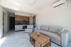TV connectée, table de tennis de table