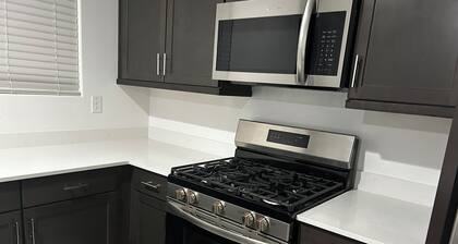 Cozy 1-bedroom house in charming Apache Junction with AC and water softener