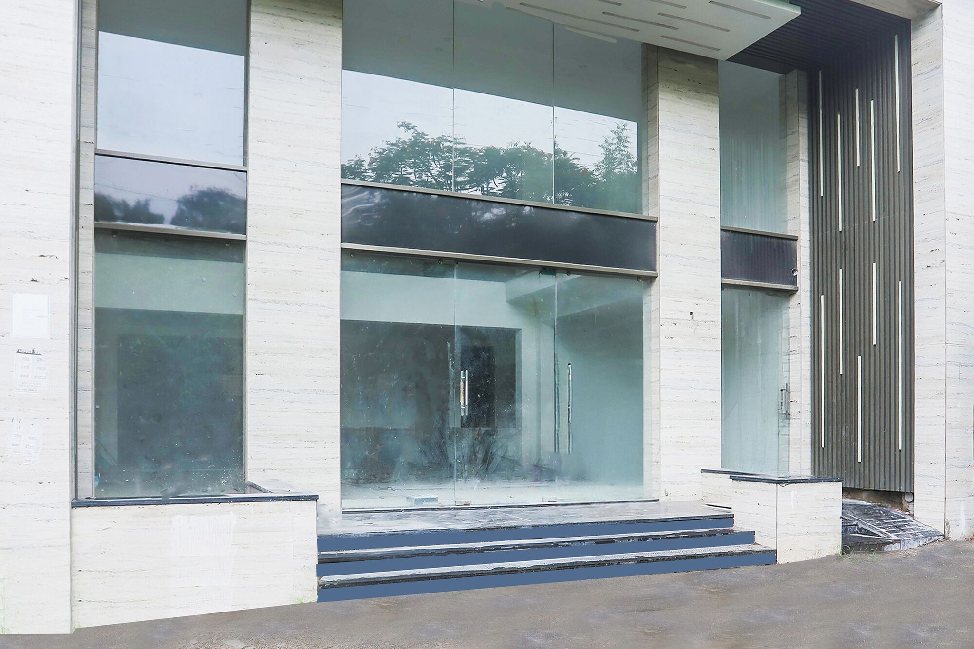 Entrada de la propiedad