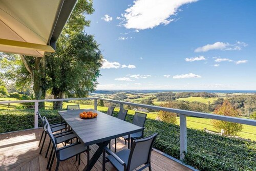 Serene luxury home with tranquil views on mountain tops