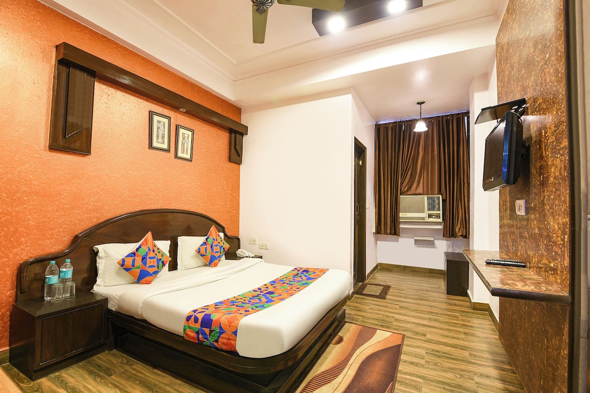 Deluxe Room | Egyptian cotton sheets, premium bedding, in-room safe, free WiFi