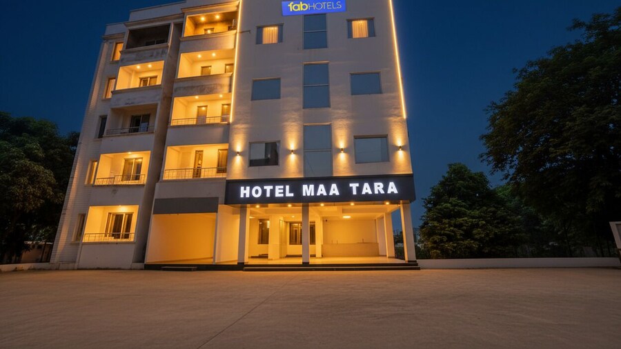 Fabhotel Maa Tara
