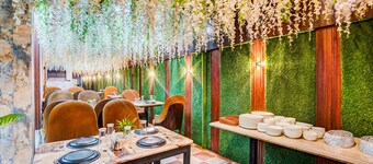 Fabhotel Dream Palace I