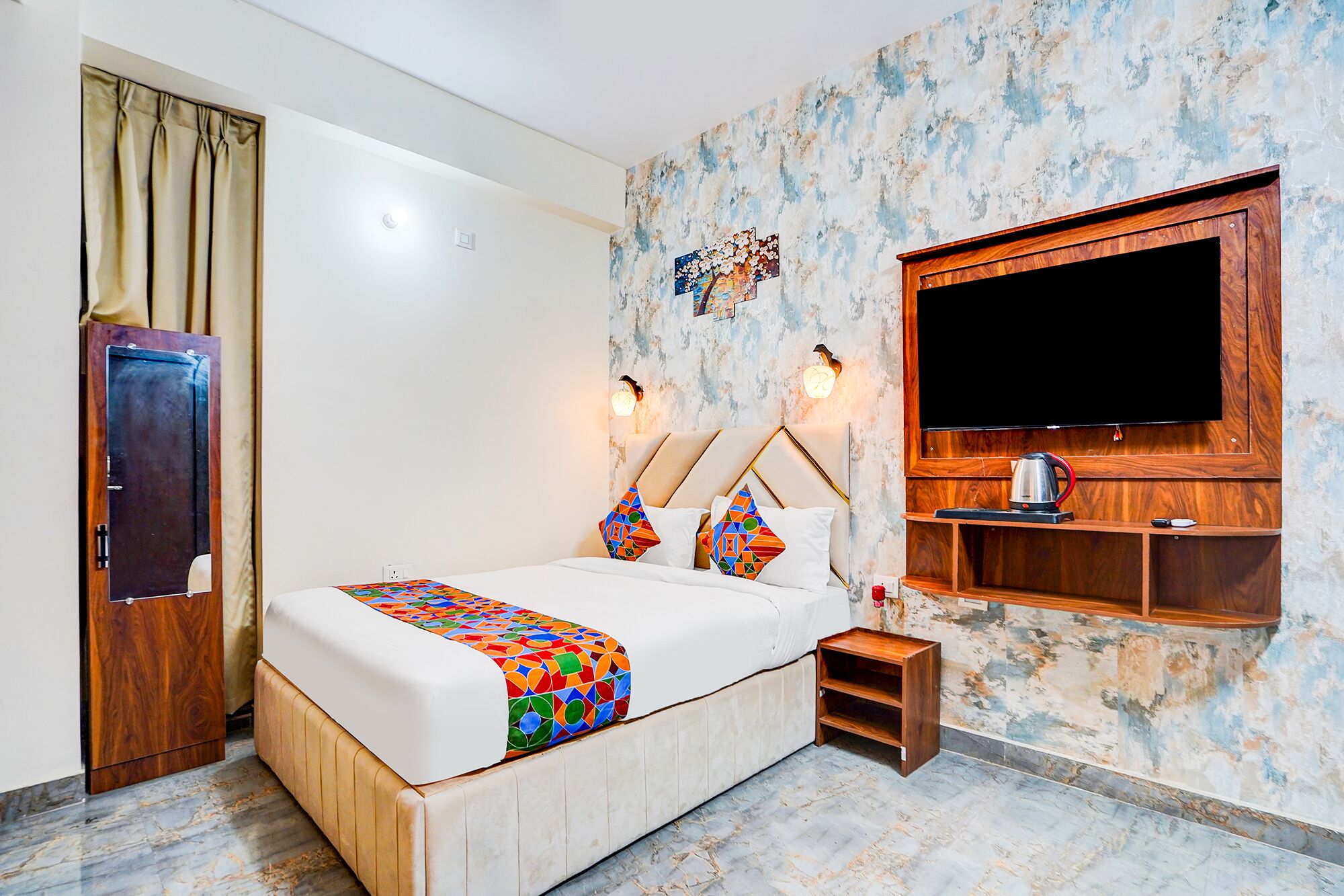 Lakens van Egyptisch katoen, luxe beddengoed, een kluis op de kamer