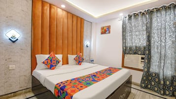 Deluxe Room | Egyptian cotton sheets, premium bedding, in-room safe, free WiFi