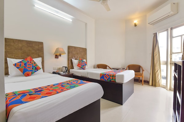Egyptian cotton sheets, premium bedding, in-room safe, free WiFi