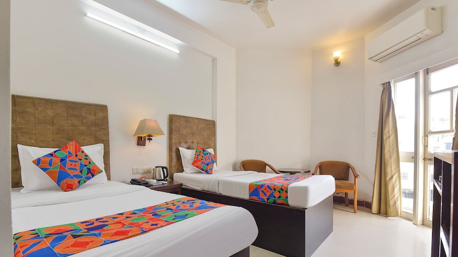Fabhotel Shikha