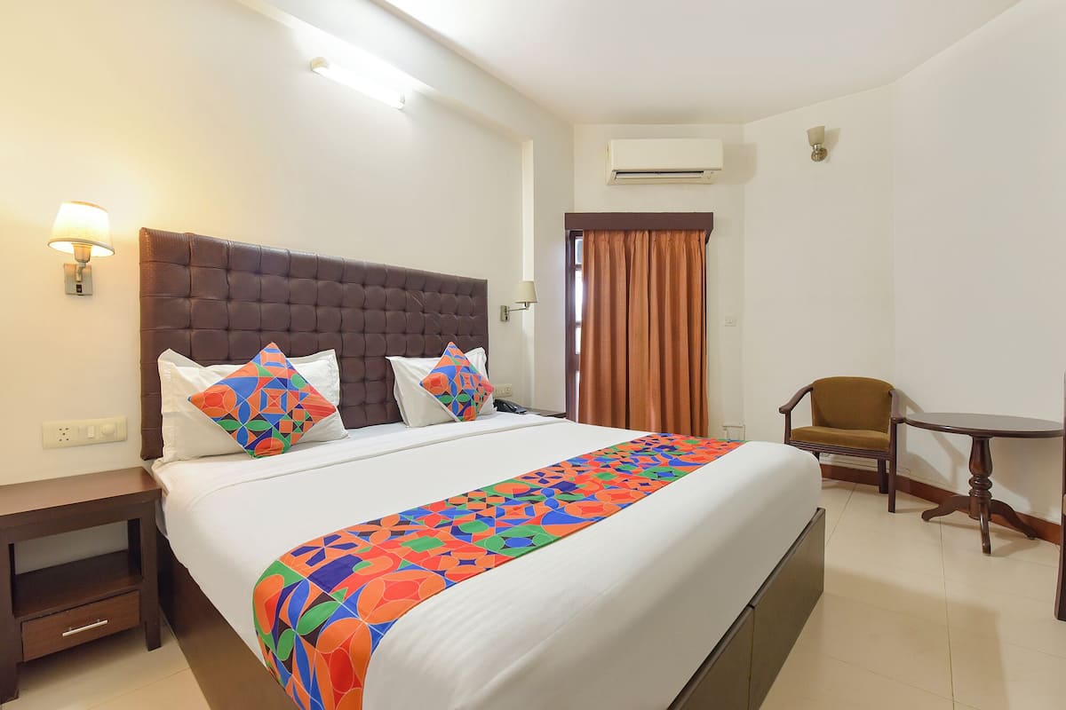 Deluxe Room | Egyptian cotton sheets, premium bedding, in-room safe, free WiFi