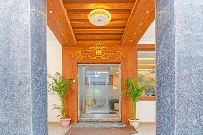 Fabhotel Rajdhani Residency