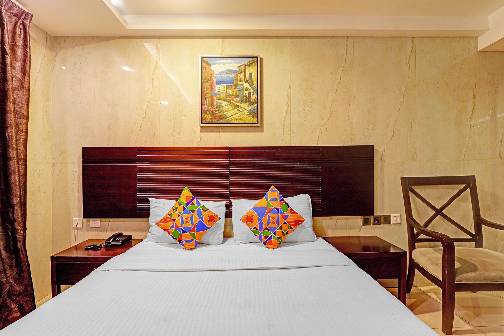 Egyptian cotton sheets, premium bedding, in-room safe, free WiFi