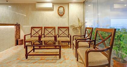 Fabhotel Western Inn