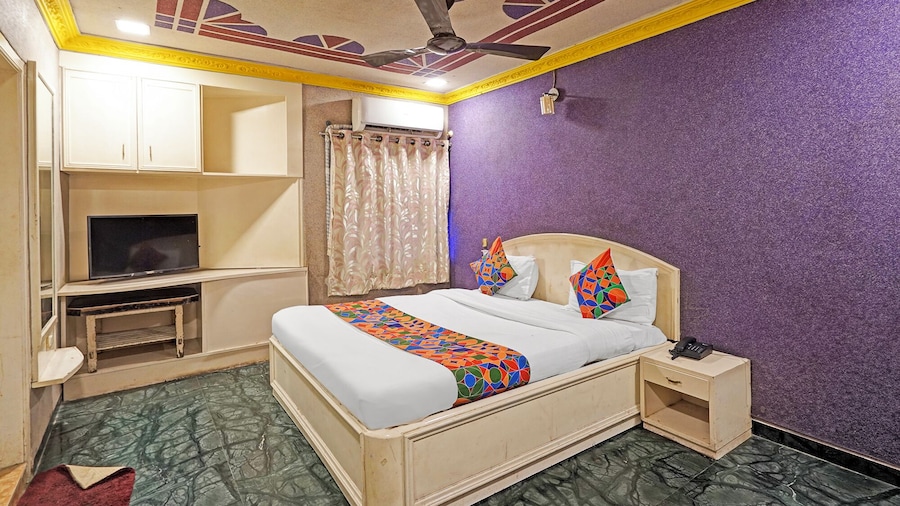 Fabhotel Bridge
