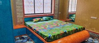 Fabhotel Rahi Crown