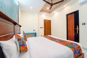 Habitación Deluxe | Sábanas de algodón egipcio, ropa de cama de alta calidad, caja fuerte