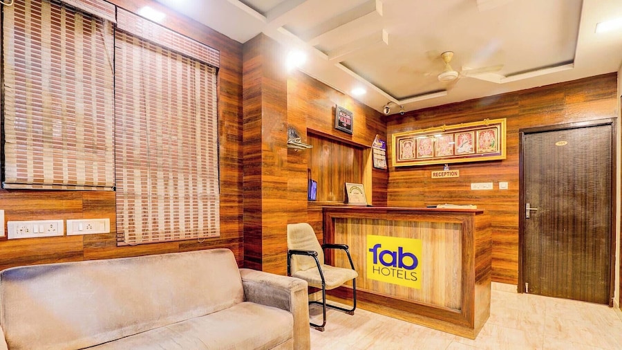 FabExpress Karuna Regent