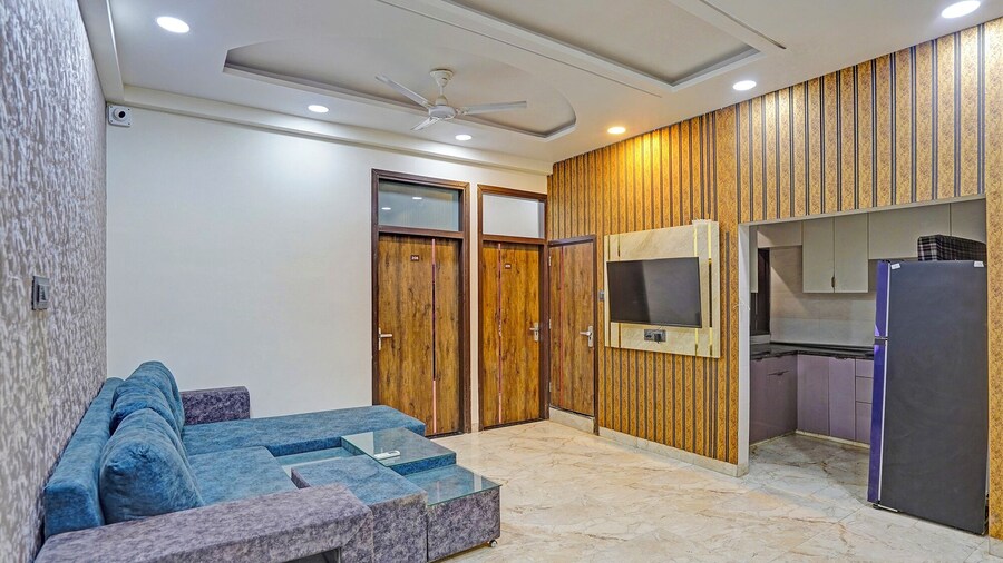 Fabhotel Shubh Palace