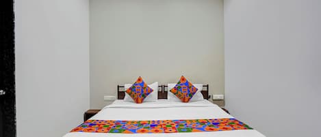 Habitación Deluxe | Sábanas de algodón egipcio, ropa de cama de alta calidad, caja fuerte