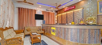 Fabhotel Raja Residency
