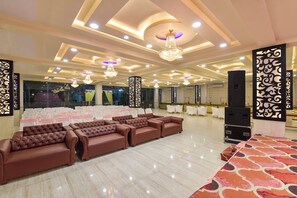 Banquet hall - Fabhotel Shiv Palace (Jaipur)