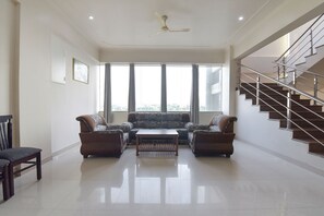 로비 좌석 공간