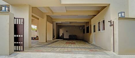 Overnatningsstedets indgangsparti