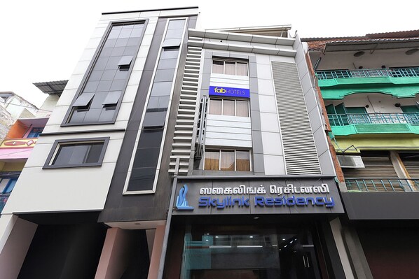 Exterior - Fabhotel Rkh Skyline Residency (Chennai)