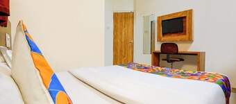 Fabhotel Mumbai Inn