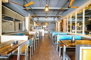 Restaurant - FabHotel Shubham Comforts (Thane)