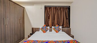 Fabhotel Royal Inn I