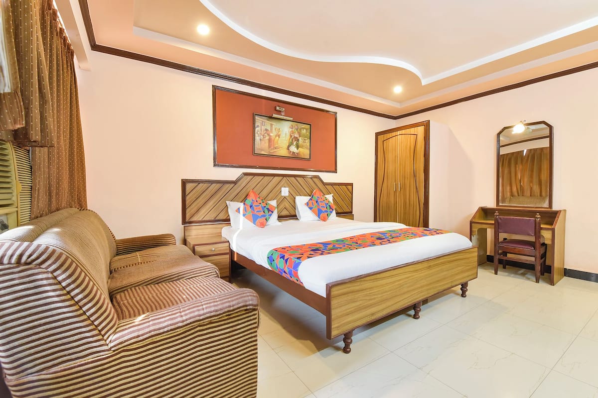 Premium Room | Egyptian cotton sheets, premium bedding, in-room safe, free WiFi
