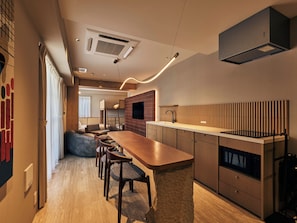 Superior studio | Dineren op de kamer