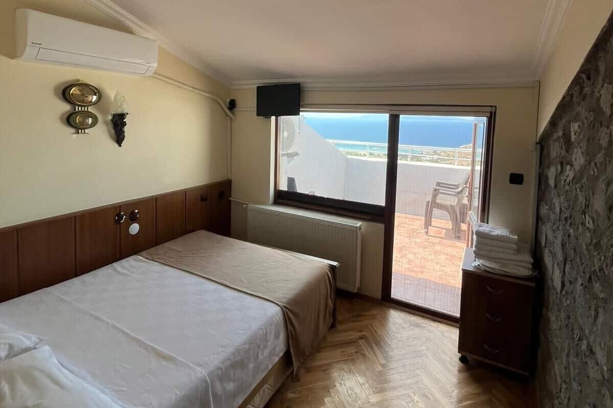 Deluxe Room | Free WiFi, bed sheets