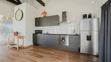 8 Schlafzimmer