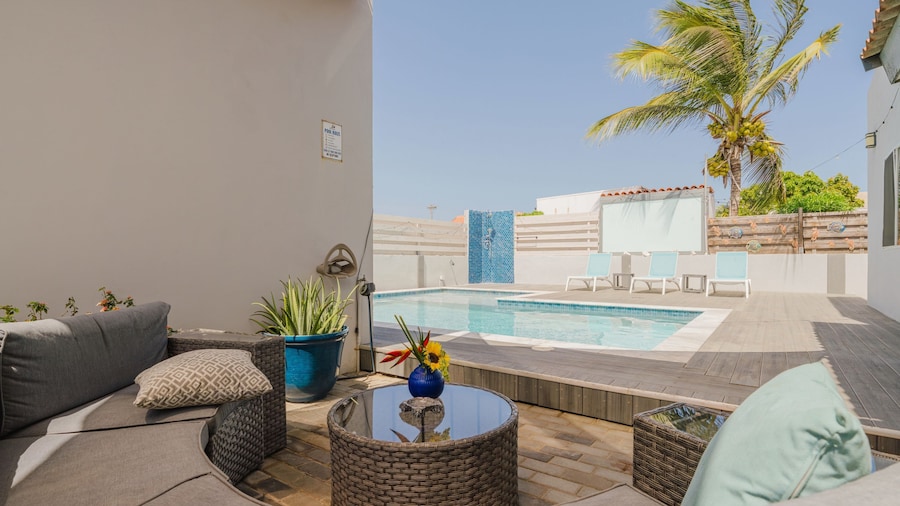 New Listing - Noord Villa With Private Pool