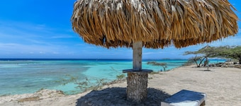 2 min Walk to Ocean - Mangel Halto Aruba