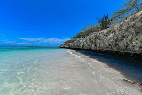2 min Walk to Ocean - Mangel Halto Aruba