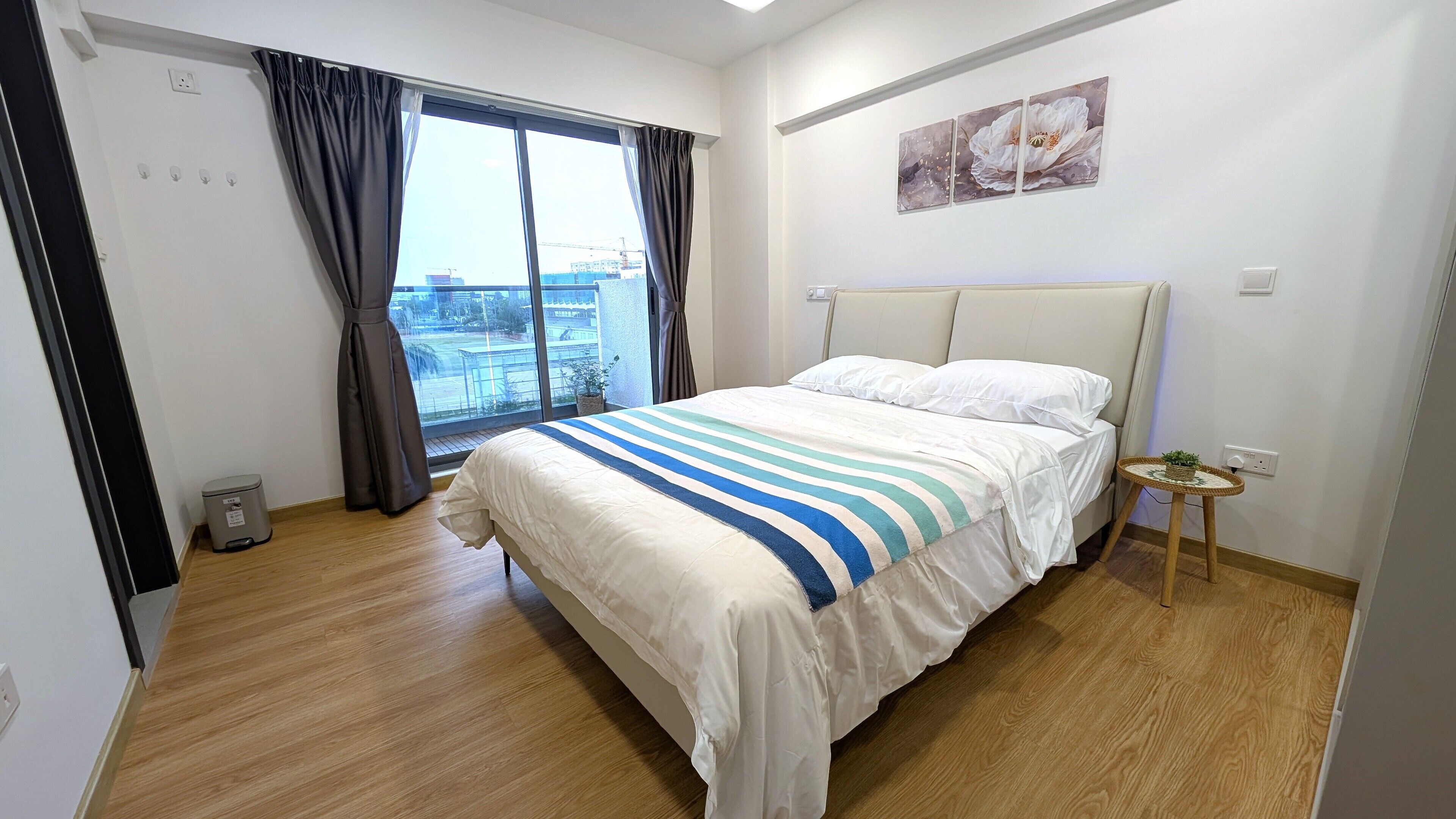 3 多间卧室、办公桌、熨斗/熨衣板、免费 WiFi