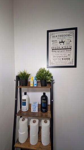 Interior - Cosy LongStay: Breakfast, Games, Parking&Projector (Leicester)