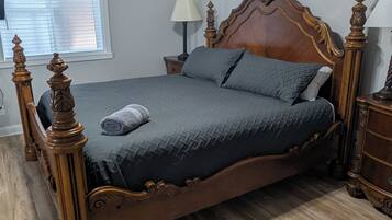 5 makuuhuonetta, Wi-Fi, vuodevaatteet