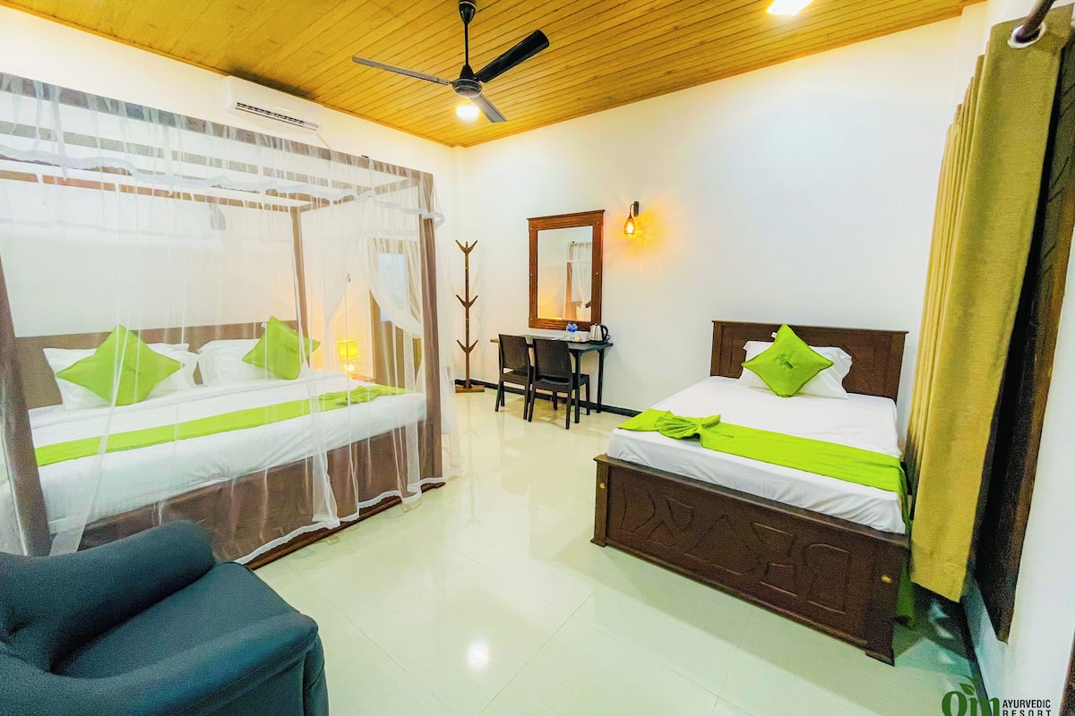 ميني بار ومكتب وواي فاي مجانًا وملاءات أسرّة